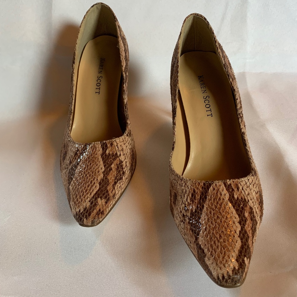 Karen Scott Genuine Leather Faux Snakeskin Heels in Shades of Brown!